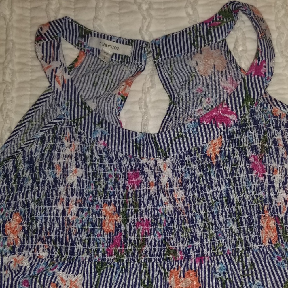 Maurices shirt